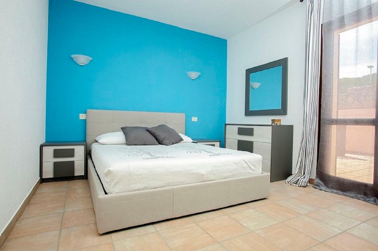 Bilocale Via Umbria Lägenhet Santa Teresa Gallura Exteriör bild